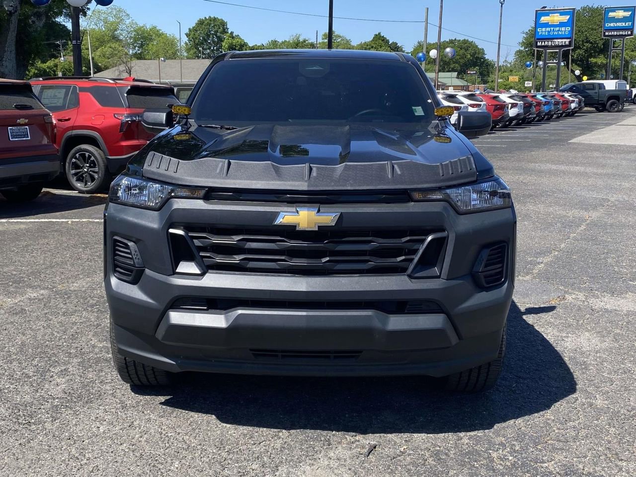 Used 2025 Chevrolet Colorado W/T w/ Advanced Trailering Package image 2