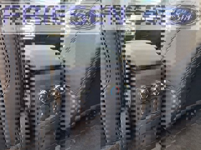 Used 2023 Ford Explorer XLT image 24