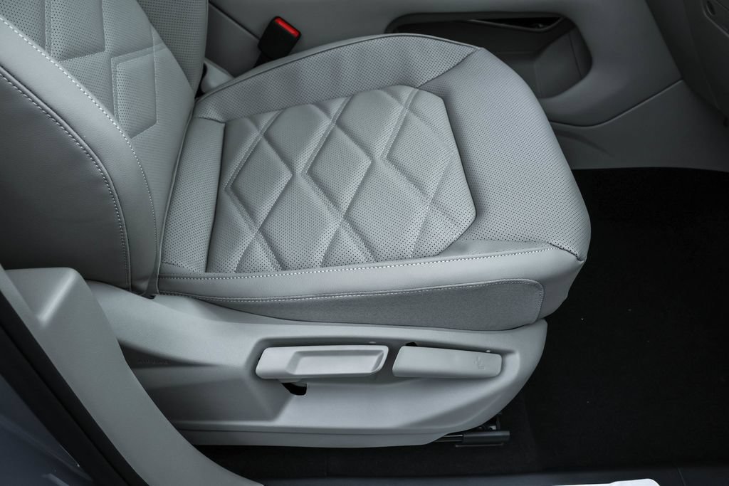 New 2026 Volkswagen Atlas SE AWD/4WD image 43