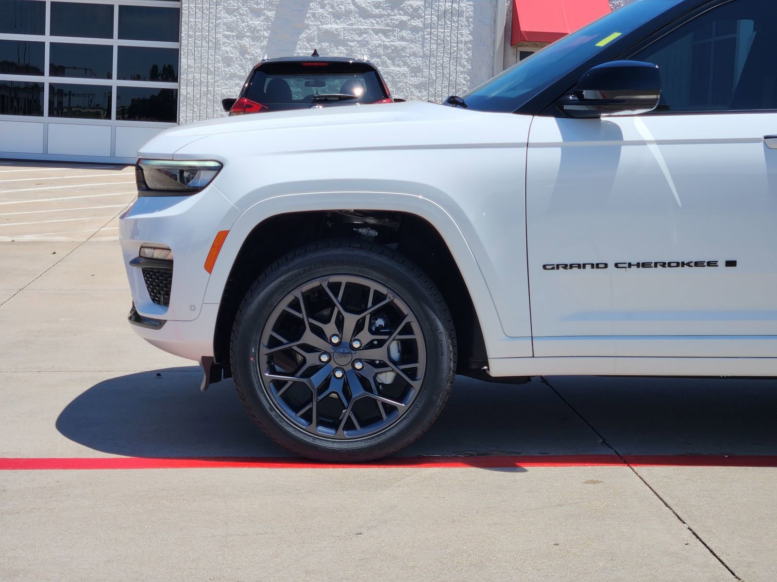 New 2025 Jeep Grand Cherokee Summit w/ High Altitude Package image 8