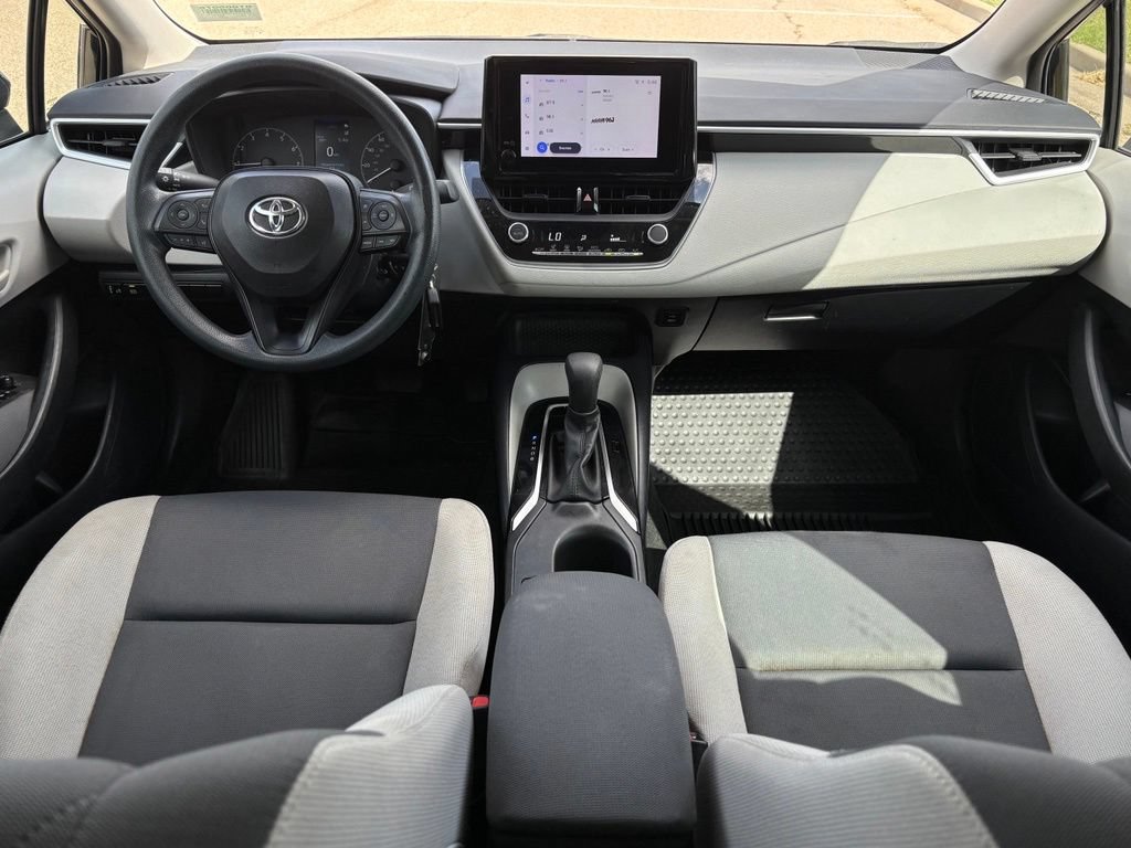 Used 2023 Toyota Corolla LE FWD image 8