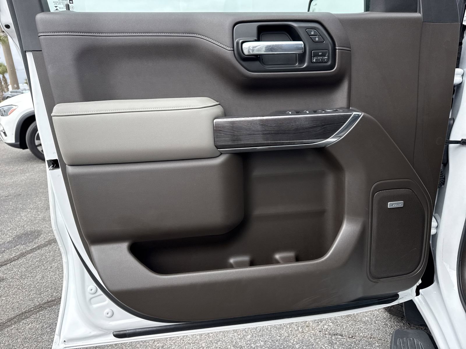 Used 2021 Chevrolet Silverado 1500 LTZ w/ LTZ Premium Package image 35