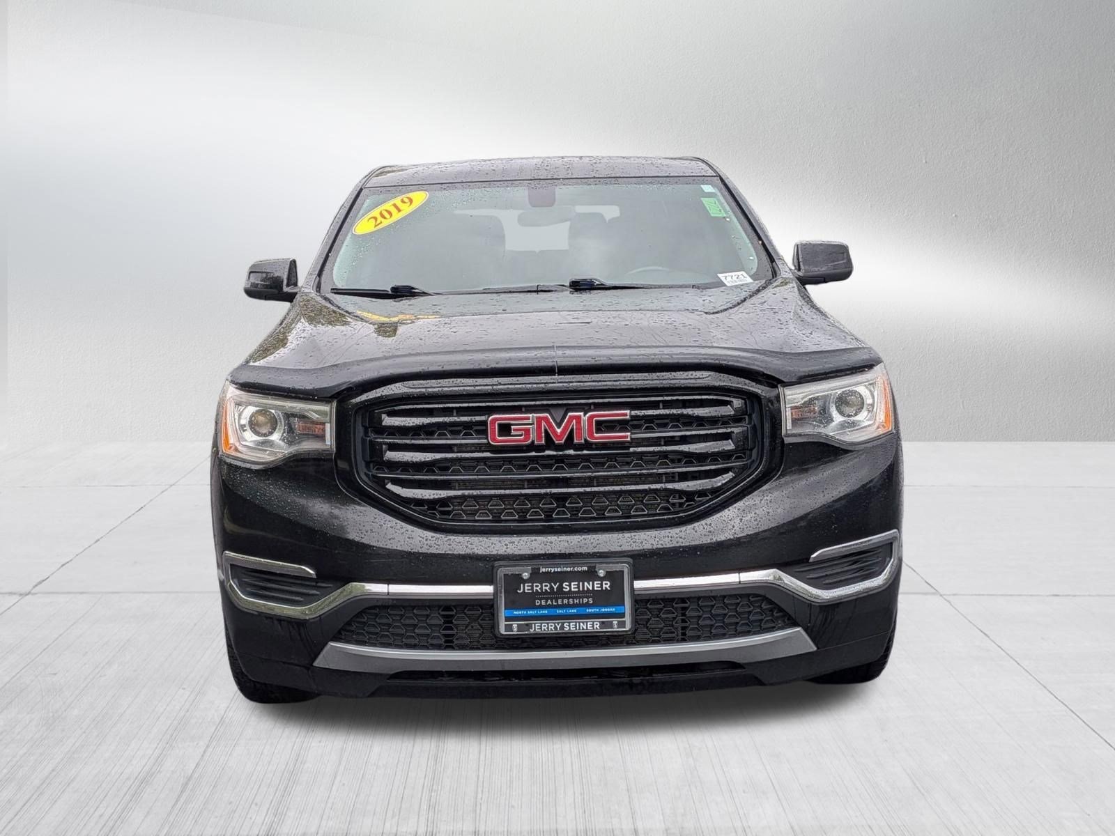 Used 2019 GMC Acadia SLE w/ LPO, Black Accent Package image 8