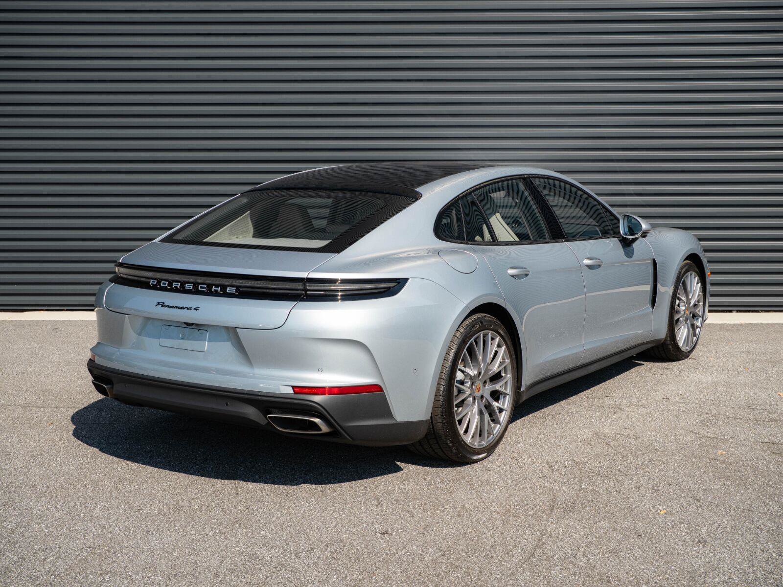 Certified 2026 Porsche Panamera 4 AWD/4WD image 29