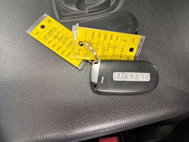 Used 2017 RAM 1500 Laramie w/ Convenience Group image 26