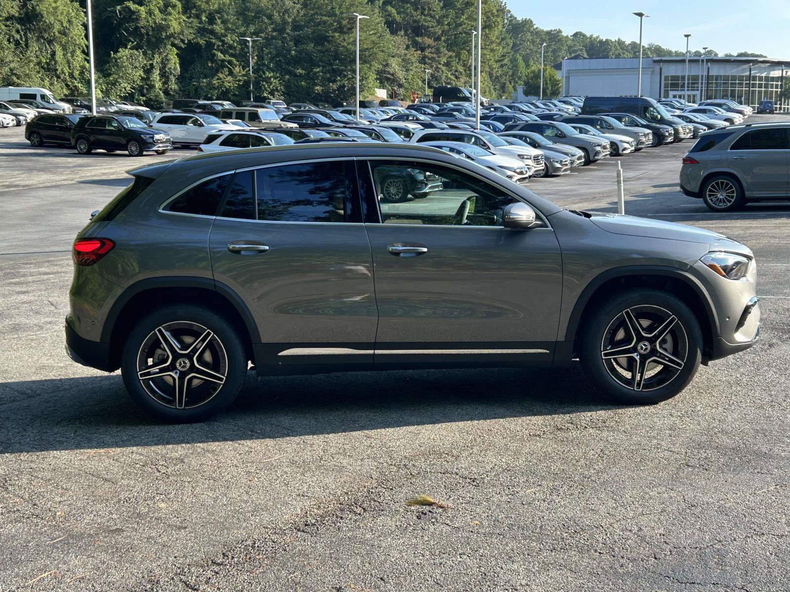 New 2026 Mercedes-Benz GLA 250 4MATIC image 5