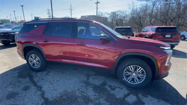 New 2026 Chevrolet Traverse LT w/ Driver Confidence Package image 3