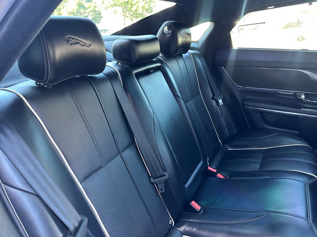 Used 2013 Jaguar XJ L Portfolio image 24