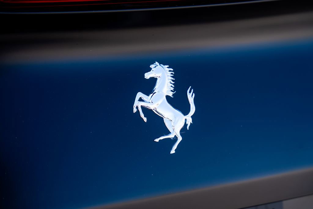 Used 2023 Ferrari 812 GTS RWD image 15