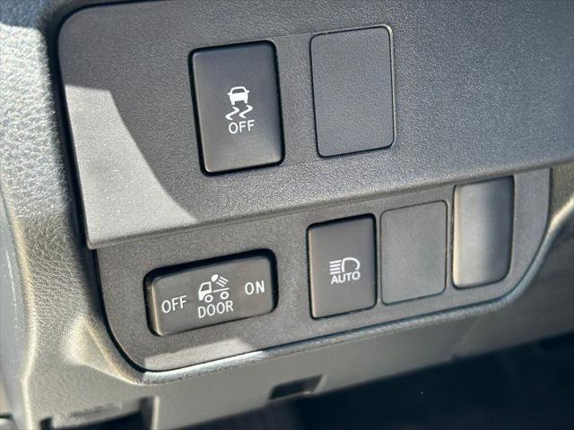 Certified 2023 Toyota Tacoma SR AWD/4WD image 23