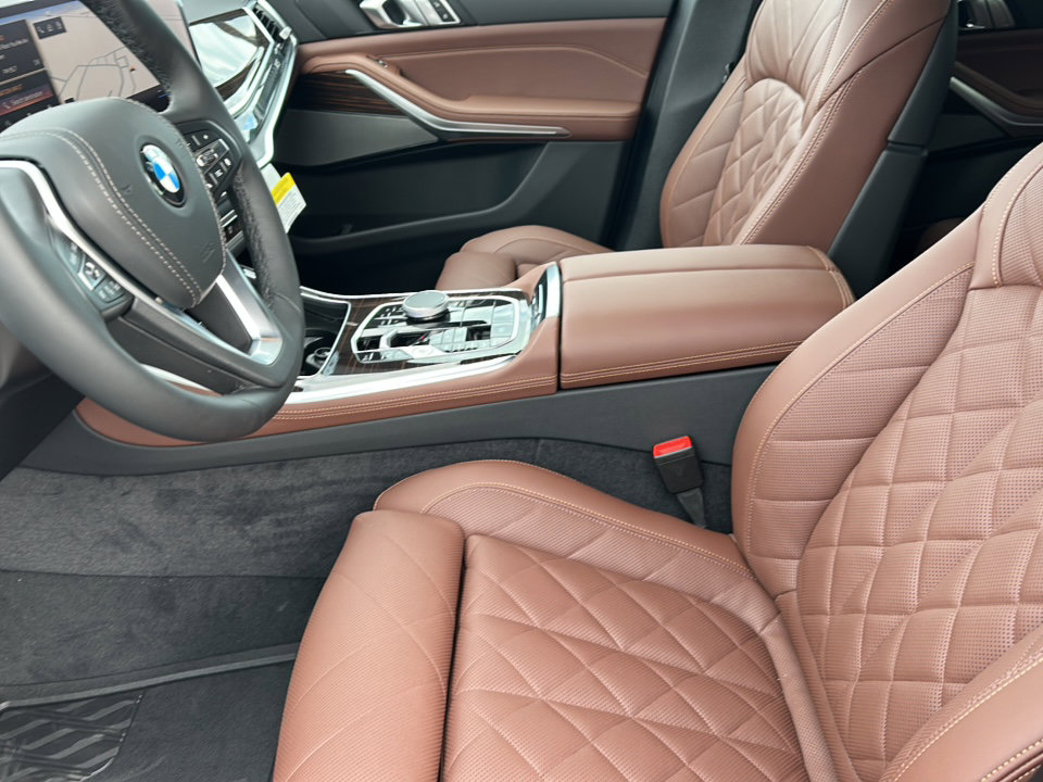 New 2026 BMW X5 xDrive40i w/ Climate Comfort Package image 10