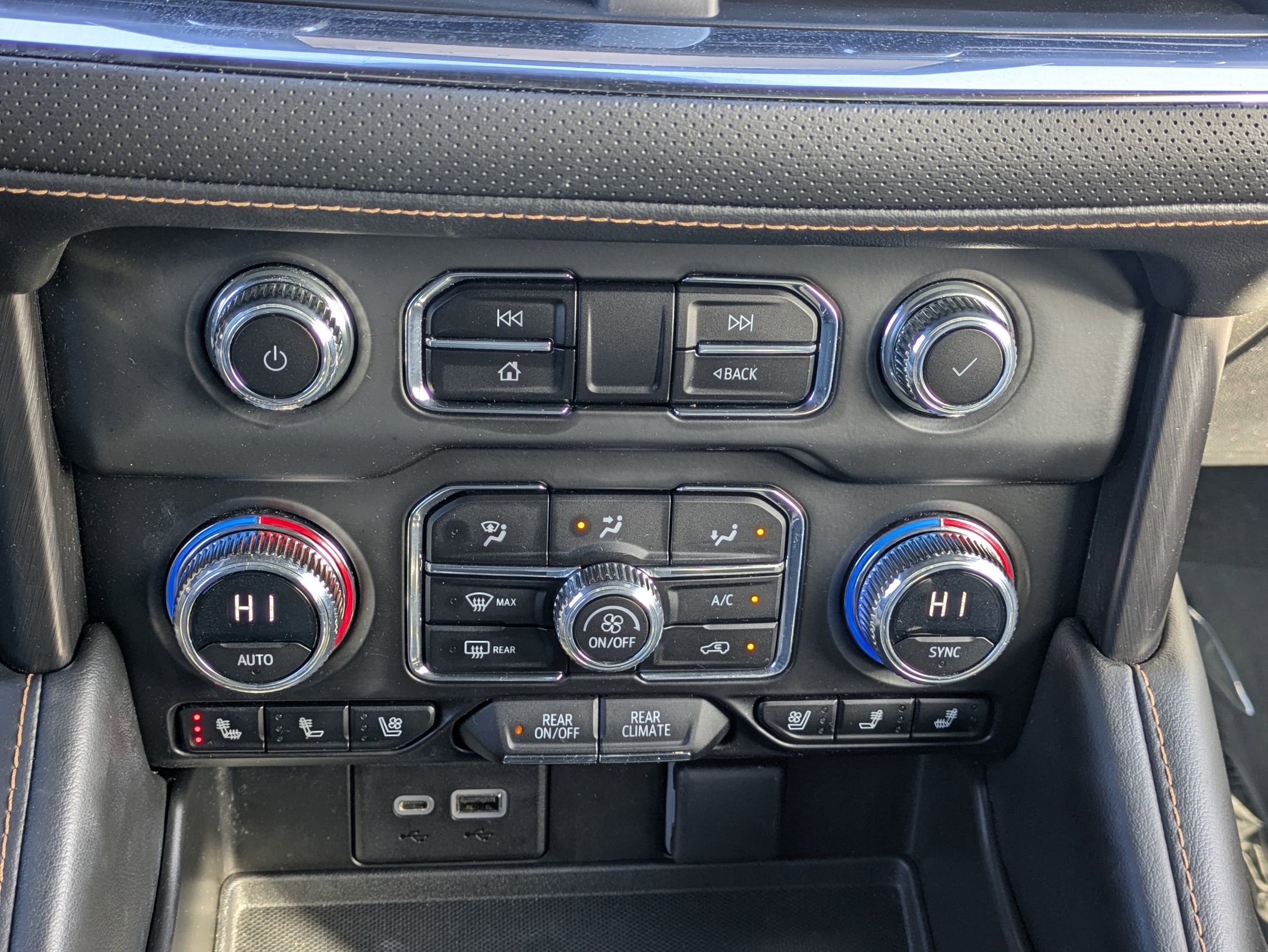 Used 2023 GMC Yukon AT4 image 15