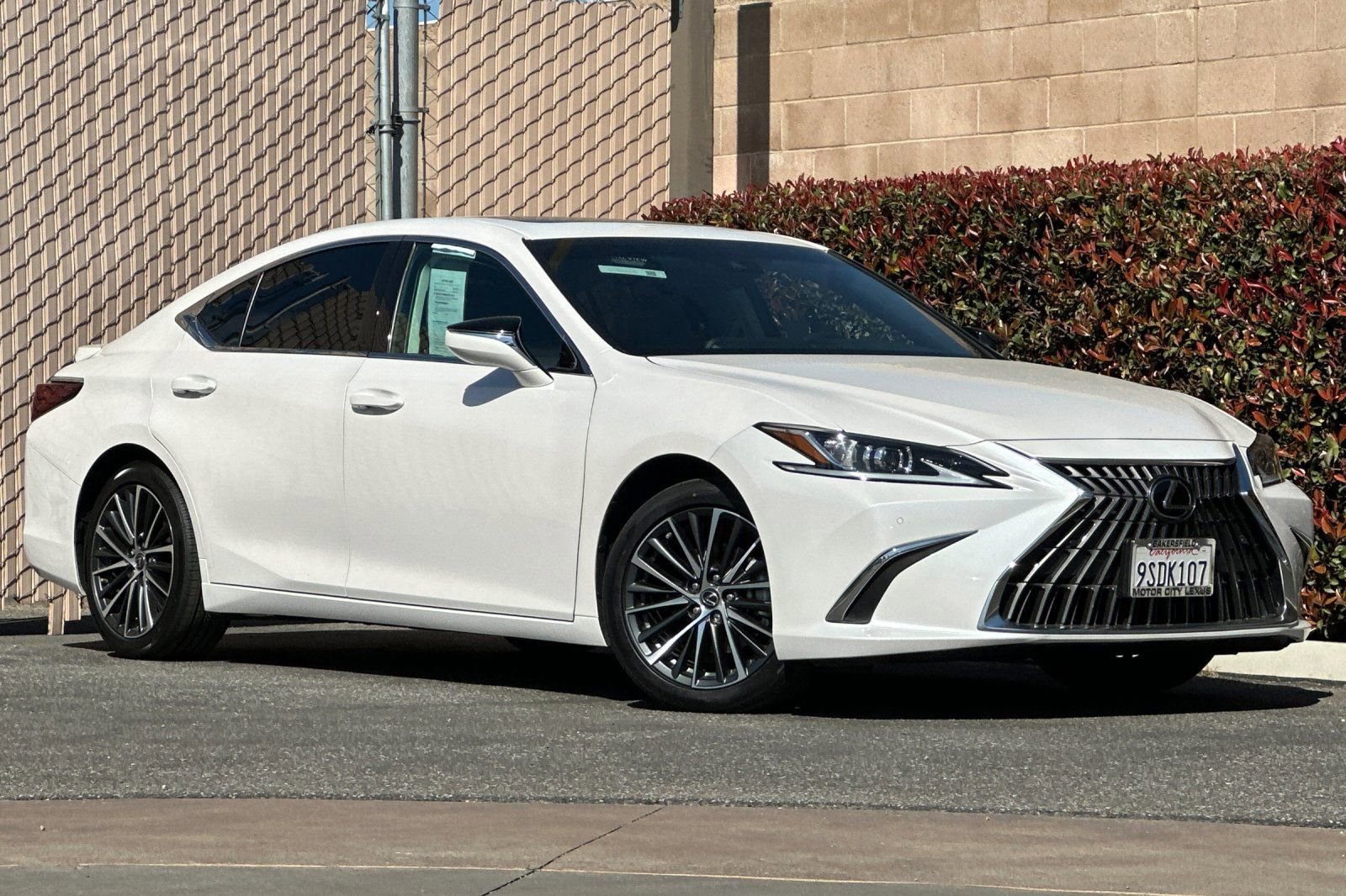 Certified 2025 Lexus ES 300h ES 300h w/ Premium Package image 2