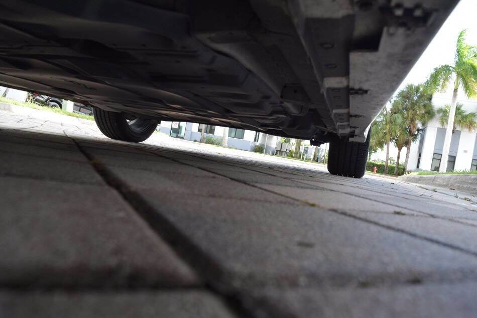 Used 2022 Nissan Leaf SV image 98