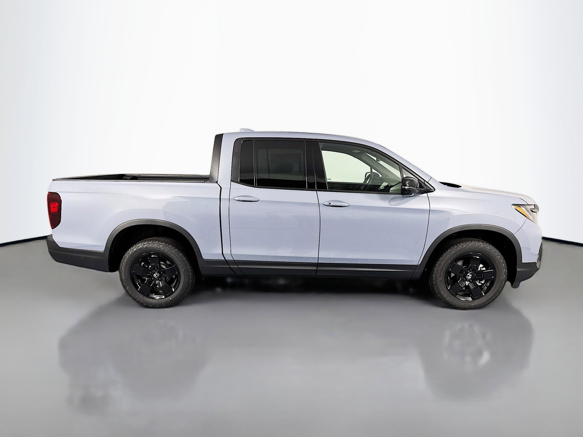 New 2026 Honda Ridgeline Black Edition image 4