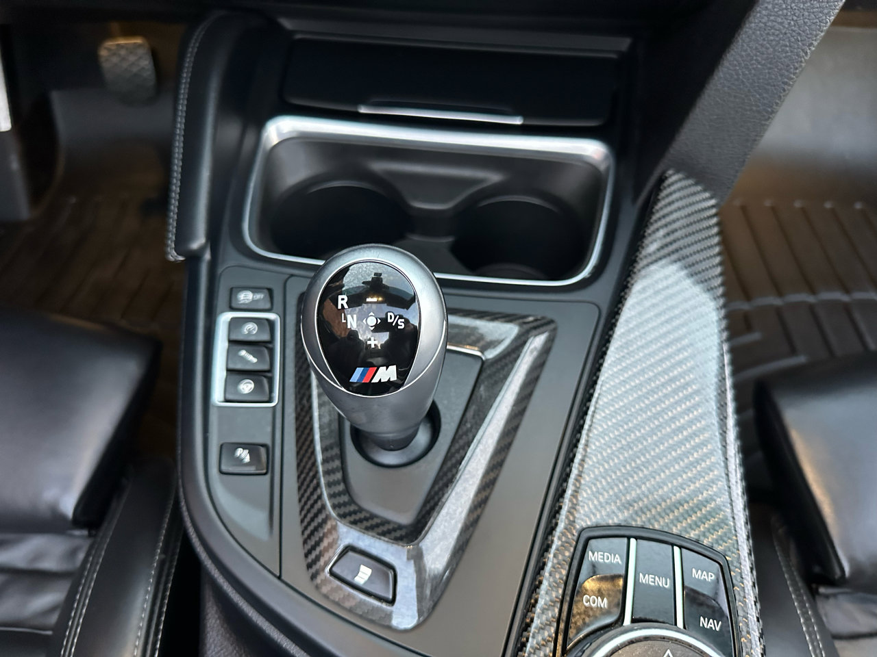 Used 2020 BMW M4 Convertible image 47