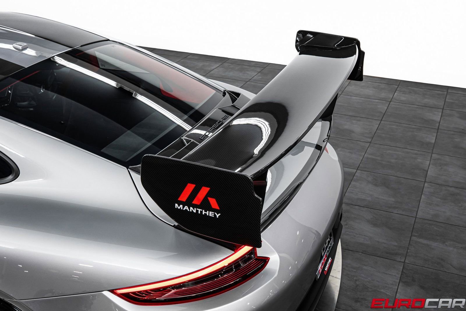 Used 2019 Porsche 911 GT2 RS image 26