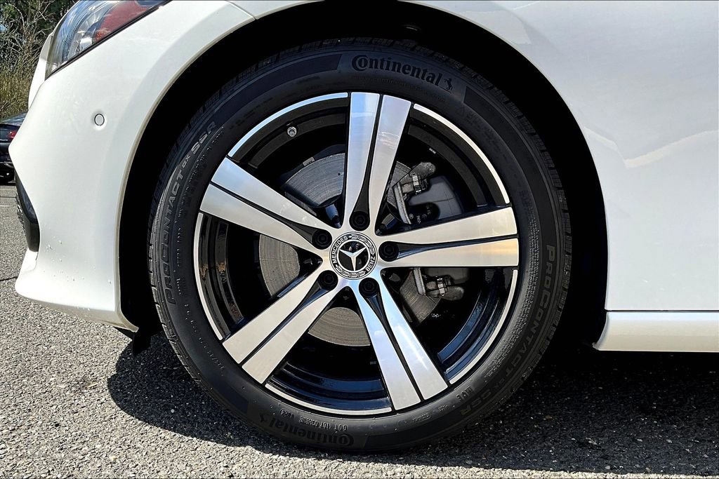 Used 2025 Mercedes-Benz C 300 4MATIC Sedan image 8