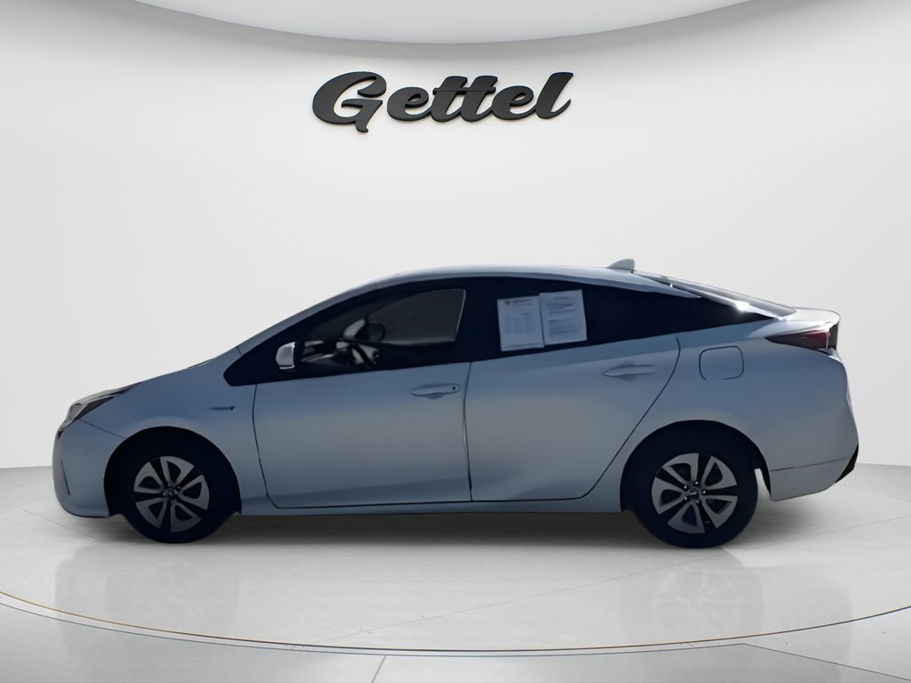Used 2016 Toyota Prius Two image 5