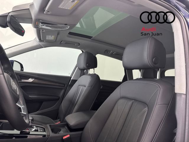 Used 2023 Audi Q5 2.0T Premium w/ Convenience Package image 14