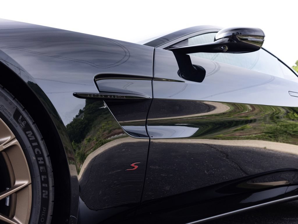 New 2026 Aston Martin V8 Vantage S RWD image 18