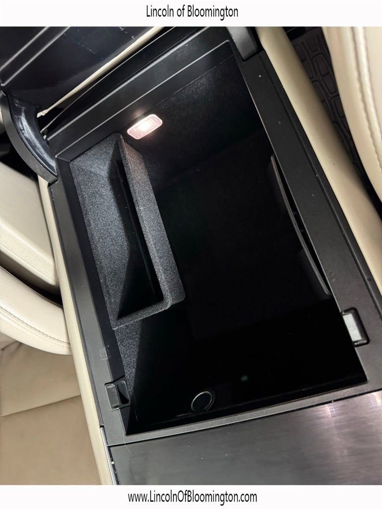 Certified 2023 Lincoln Aviator Reserve w/ Equipment Group 201A image 35