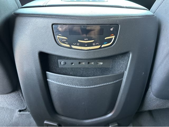 Used 2020 Cadillac Escalade Premium Luxury w/ LPO, Radiant Package image 14