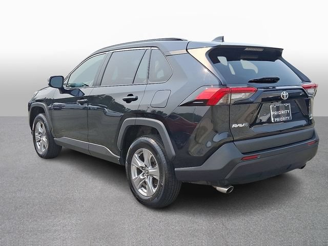 Used 2024 Toyota RAV4 XLE AWD/4WD image 6