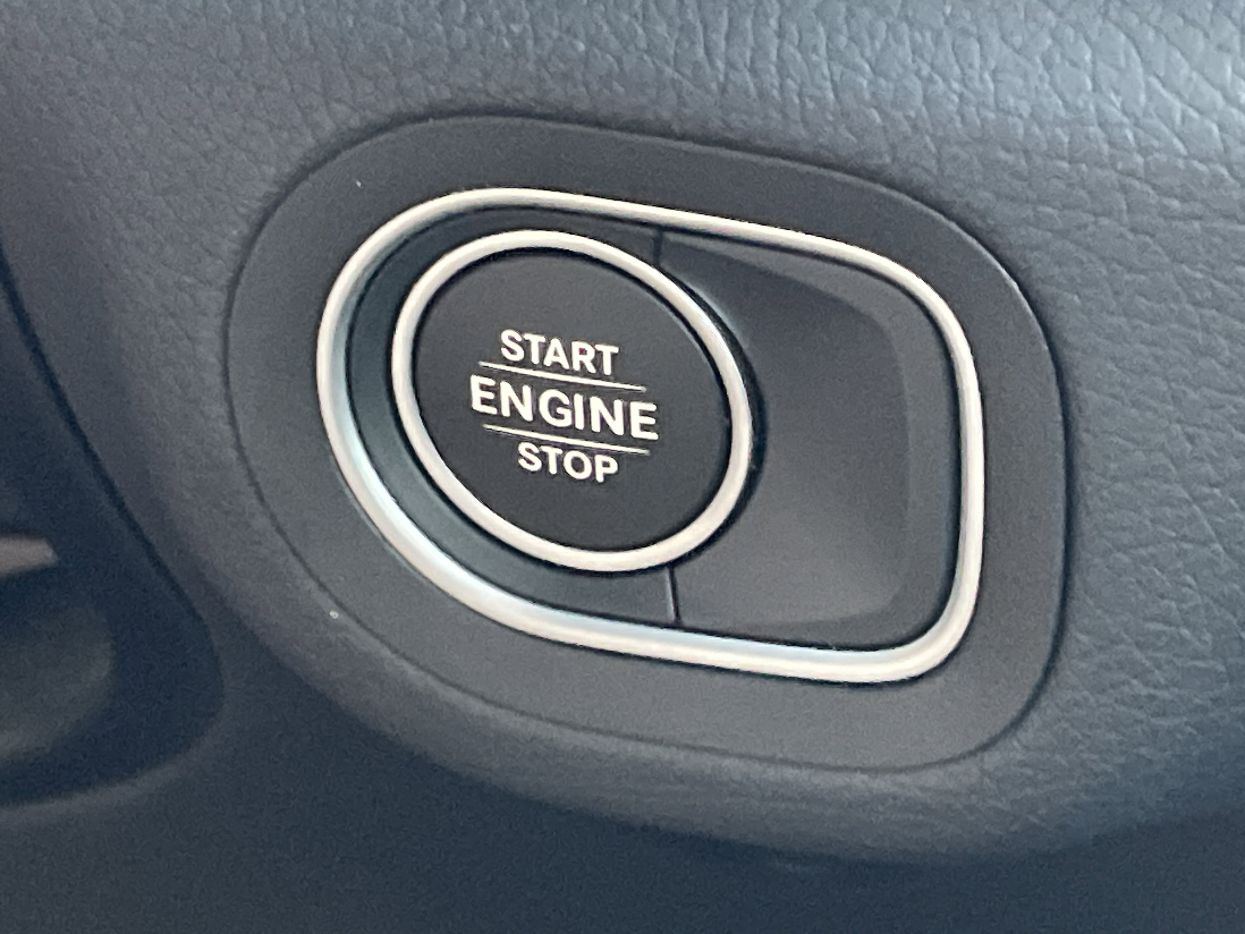 Certified 2025 Mercedes-Benz GLE 450e 4MATIC image 30