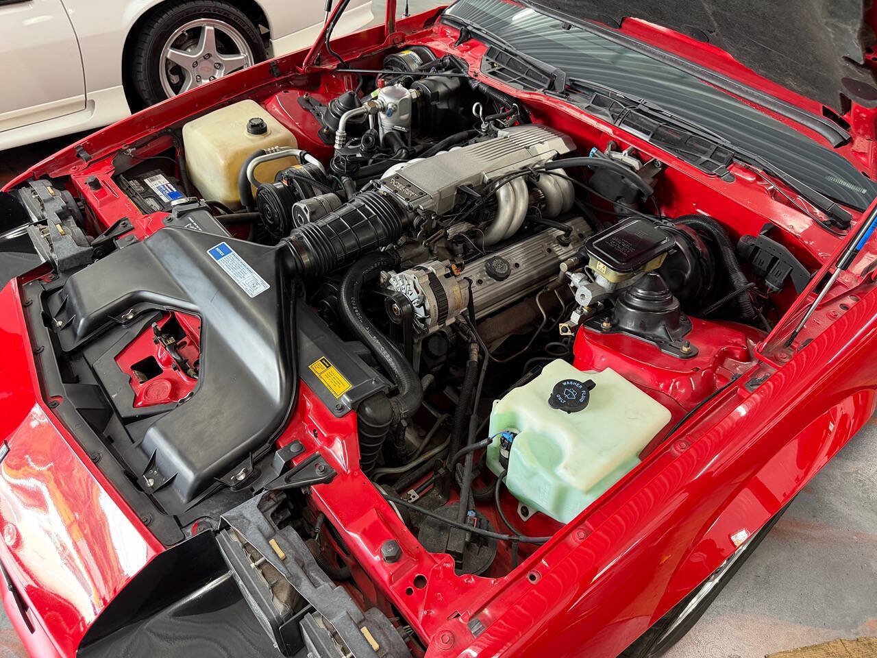 Used 1991 Chevrolet Camaro Z28 RWD image 24