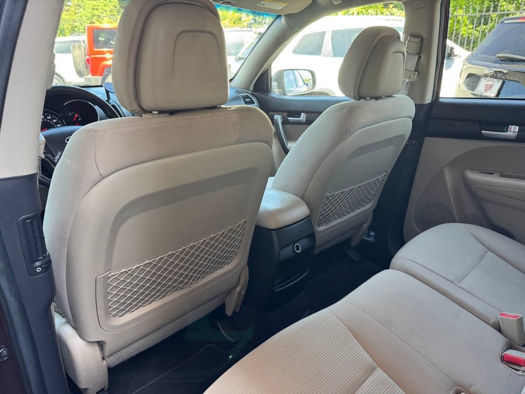 Used 2014 Kia Sorento LX AWD/4WD image 15