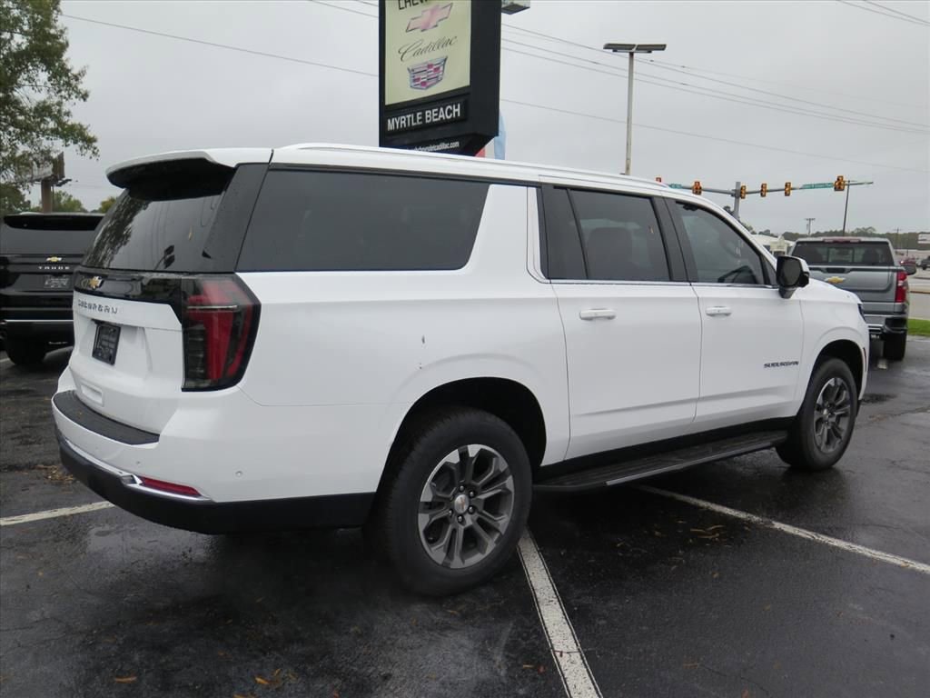 New 2026 Chevrolet Suburban LS image 3