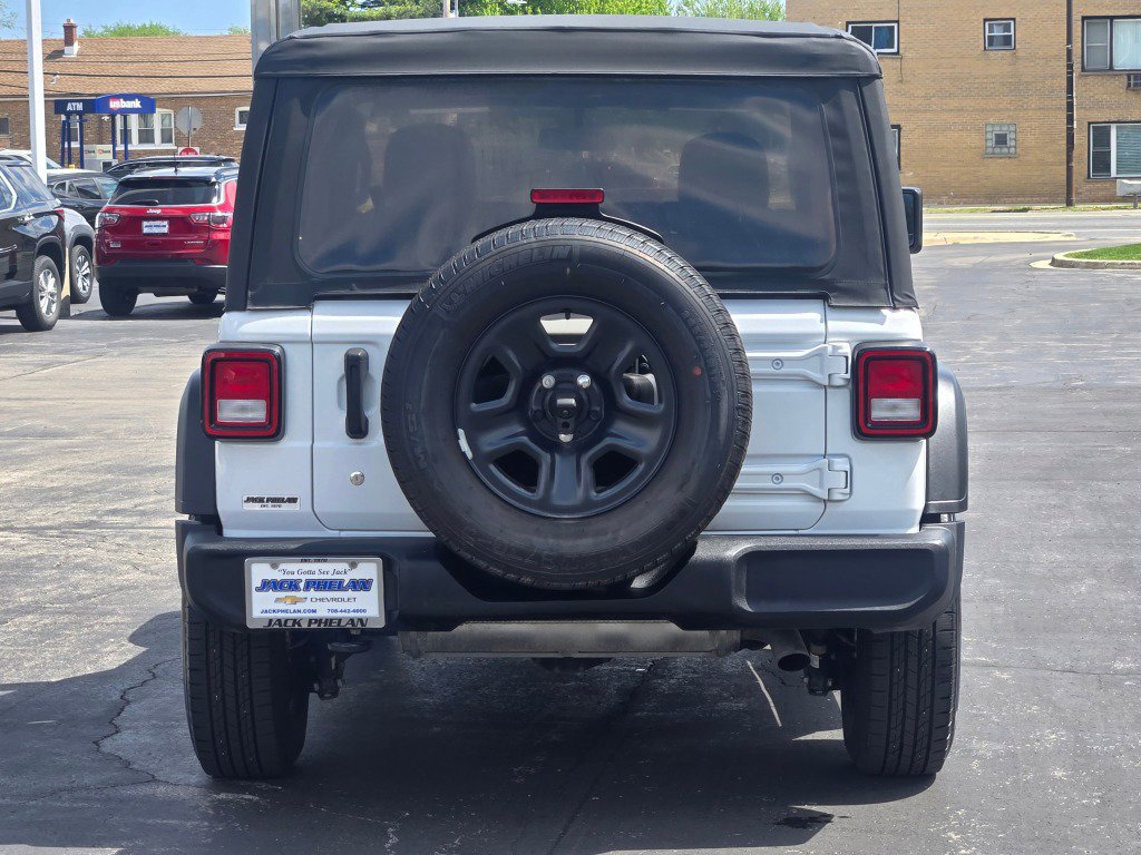 Used 2022 Jeep Wrangler Sport AWD/4WD image 10