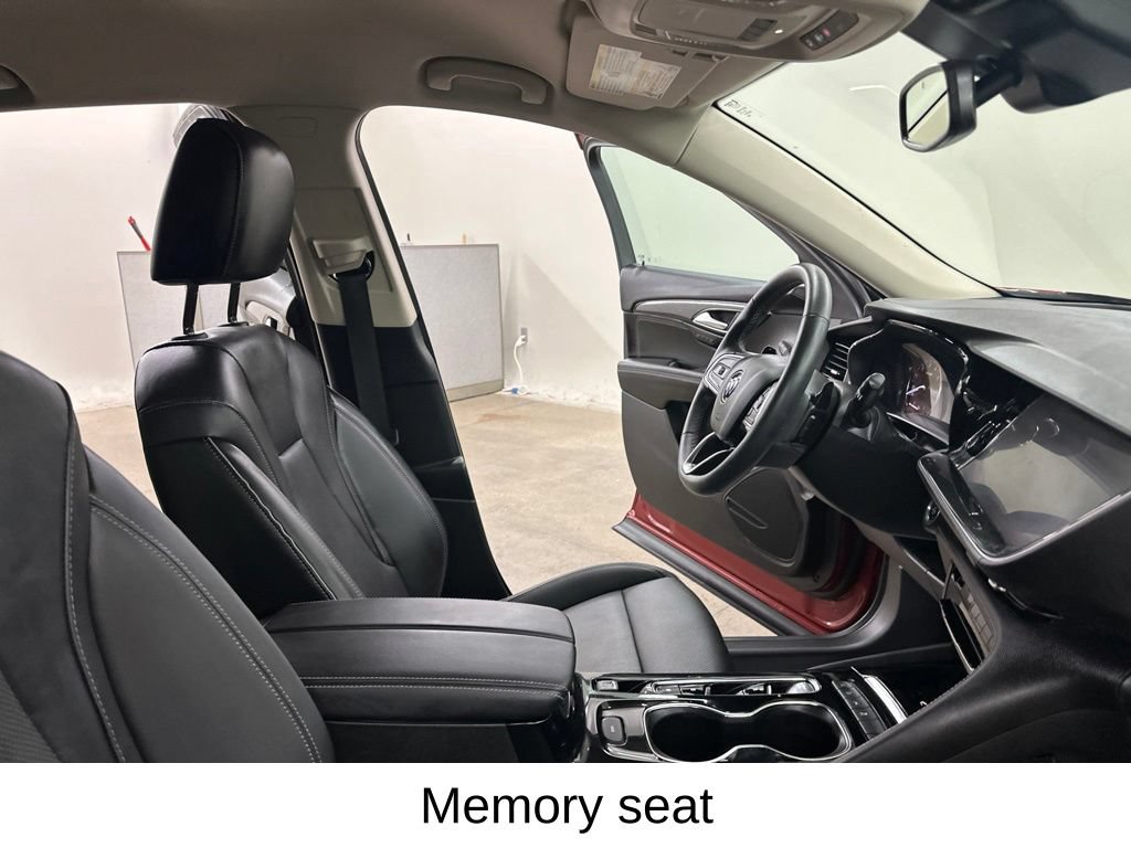 Used 2023 Buick Envision Essence AWD/4WD image 25