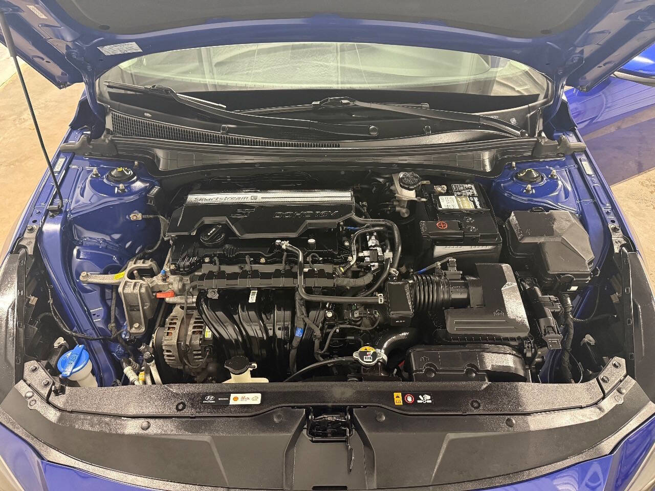 Used 2021 Hyundai Elantra Limited image 22