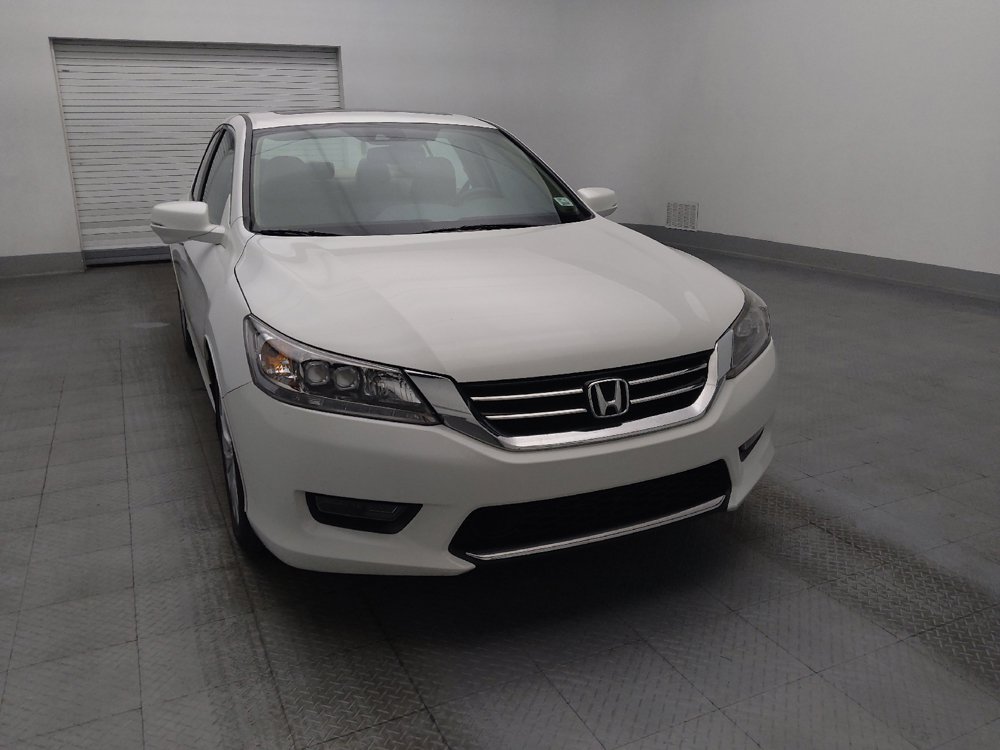Used 2015 Honda Accord Touring image 14
