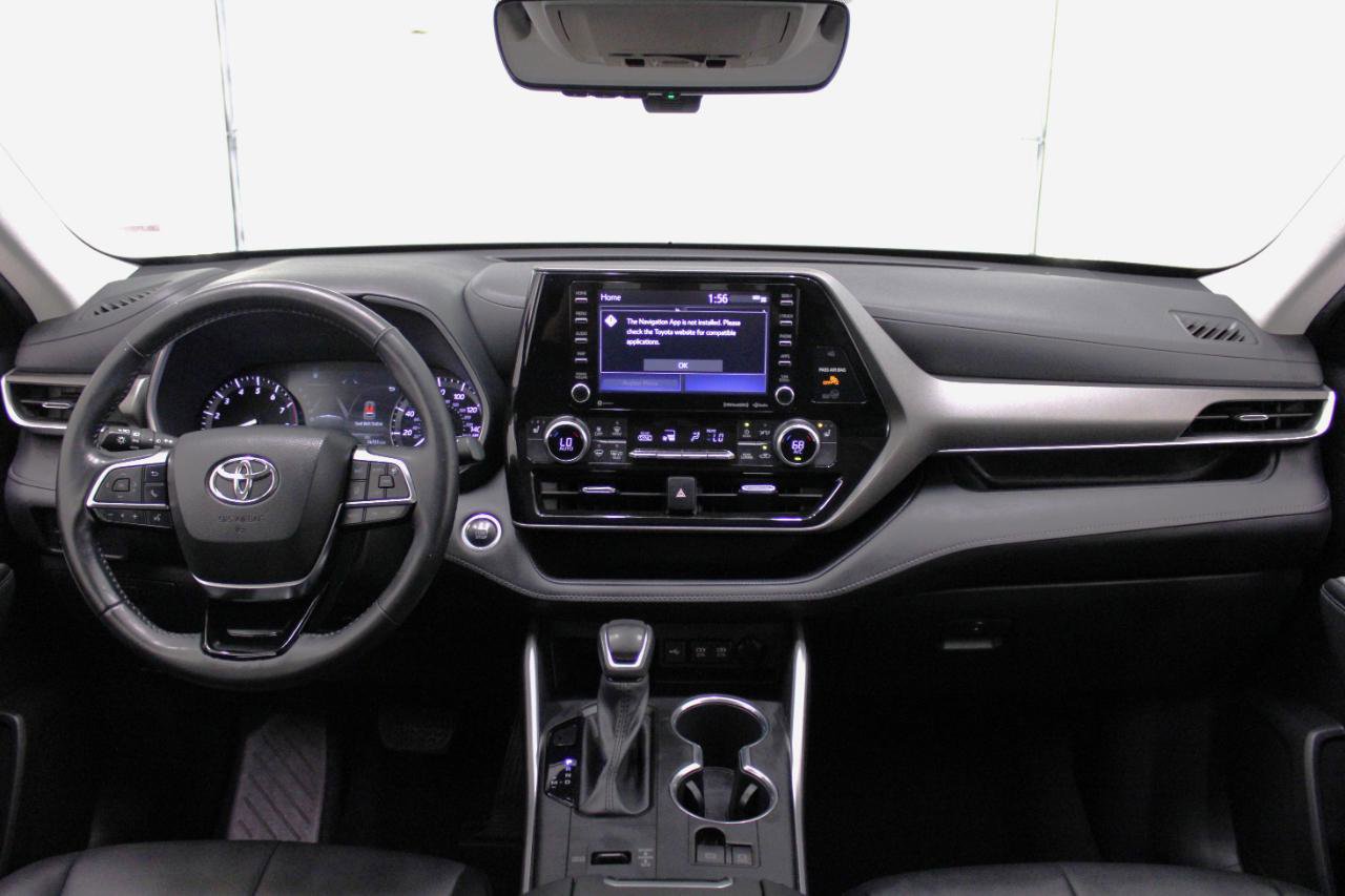 Used 2021 Toyota Highlander XLE image 50