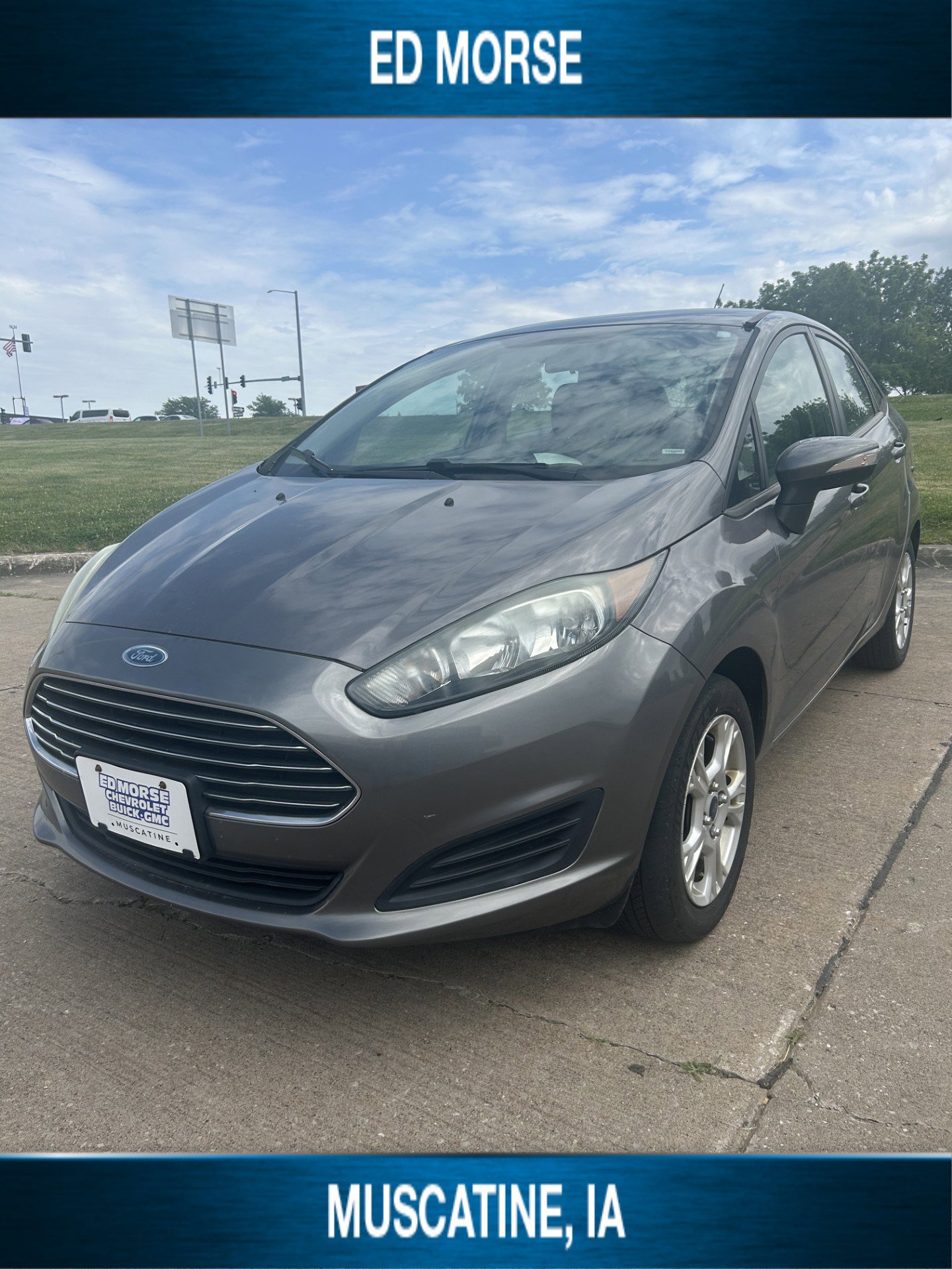 Used 2014 Ford Fiesta SE FWD image 1