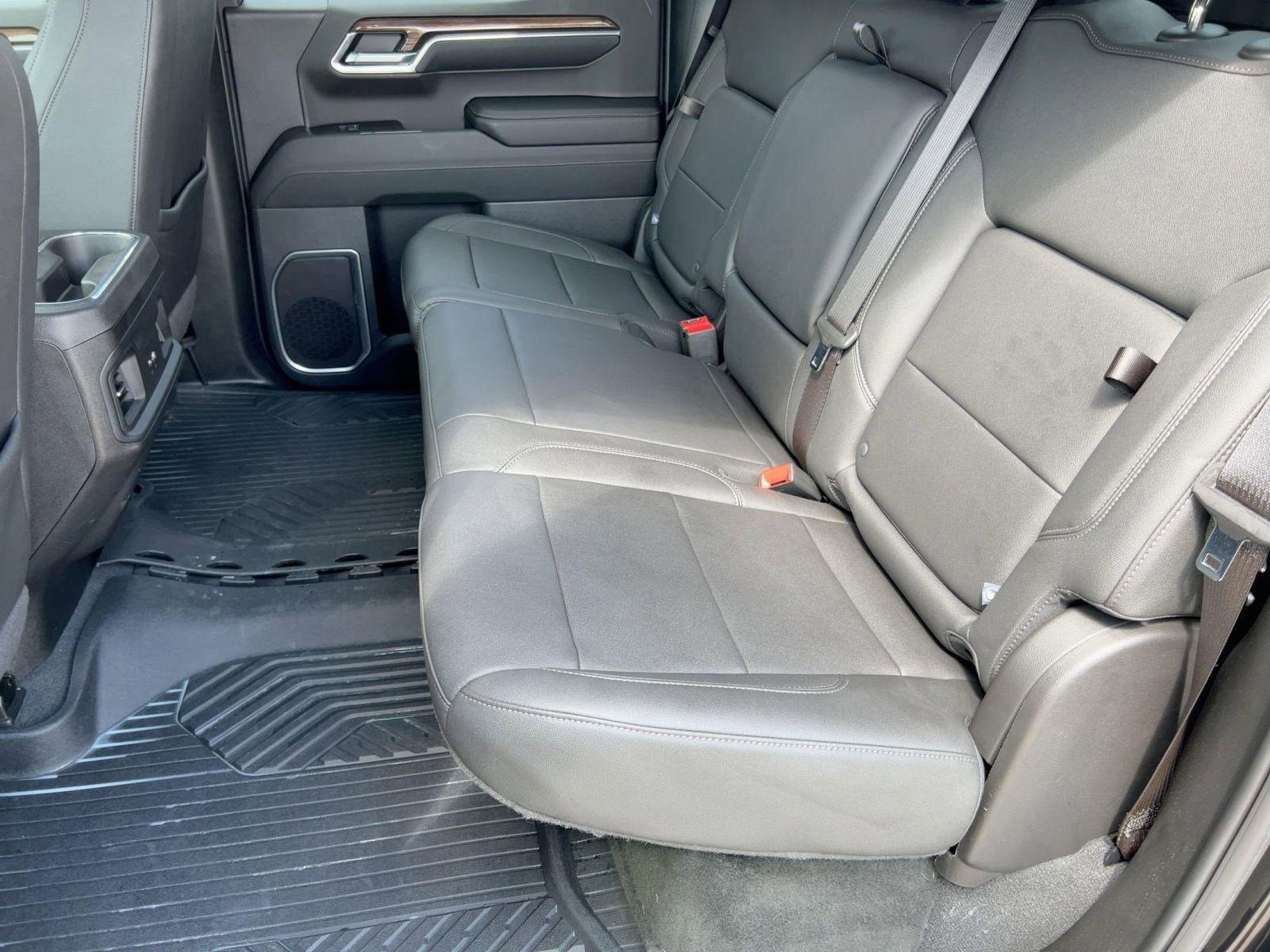 Used 2024 Chevrolet Silverado 1500 RST image 14