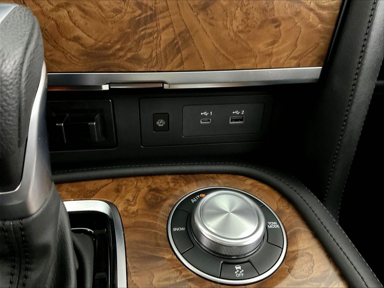 Used 2023 Nissan Armada SL w/ Cargo Package AWD/4WD image 16