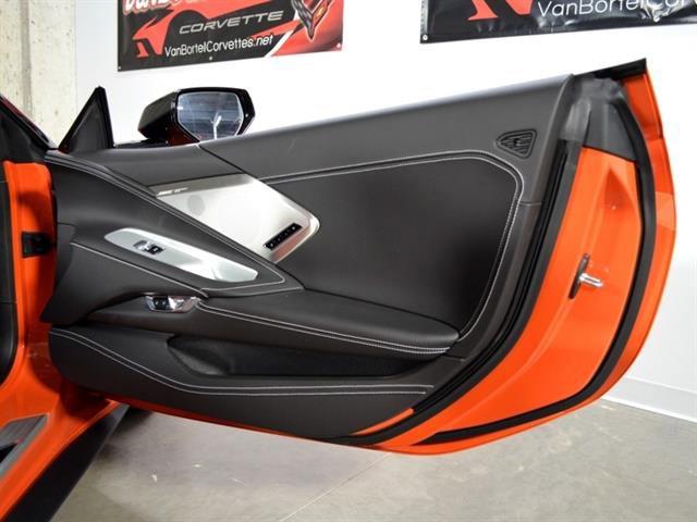 New 2025 Chevrolet Corvette Stingray Premium Conv w/ Z51 Performance Package image 21