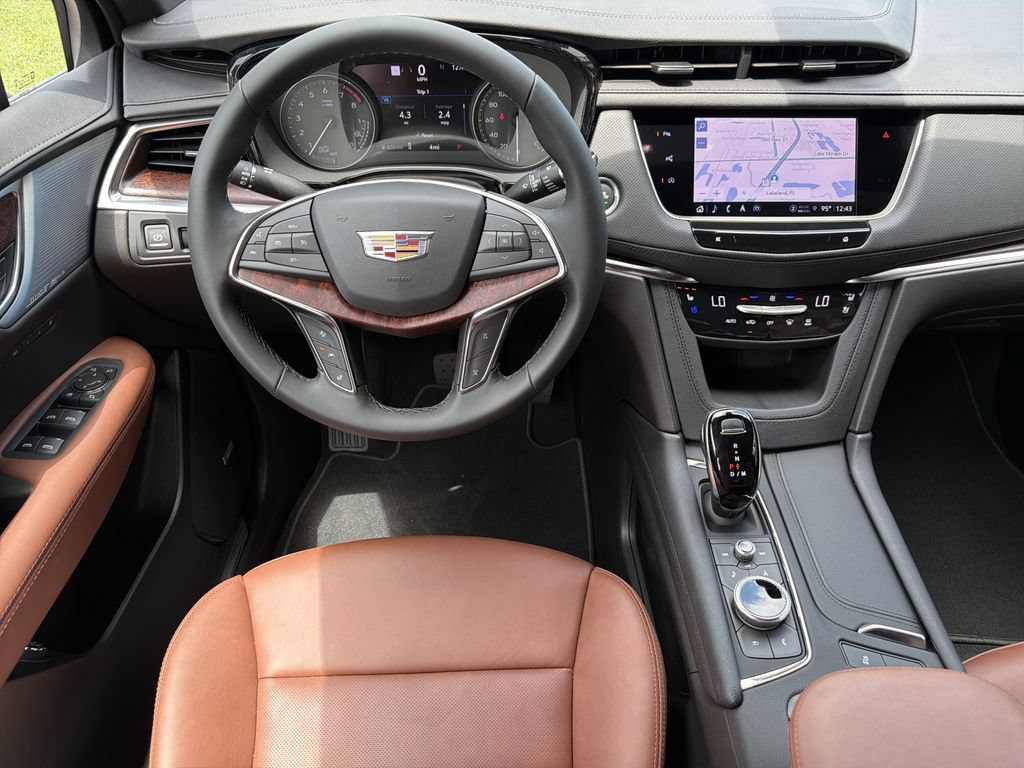 New 2026 Cadillac XT5 Premium Luxury w/ Driver Assist Package FWD image 17