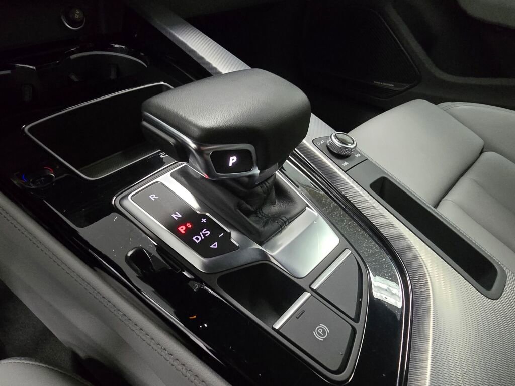 Used 2023 Audi A5 2.0T Premium Plus w/ Premium Plus image 17