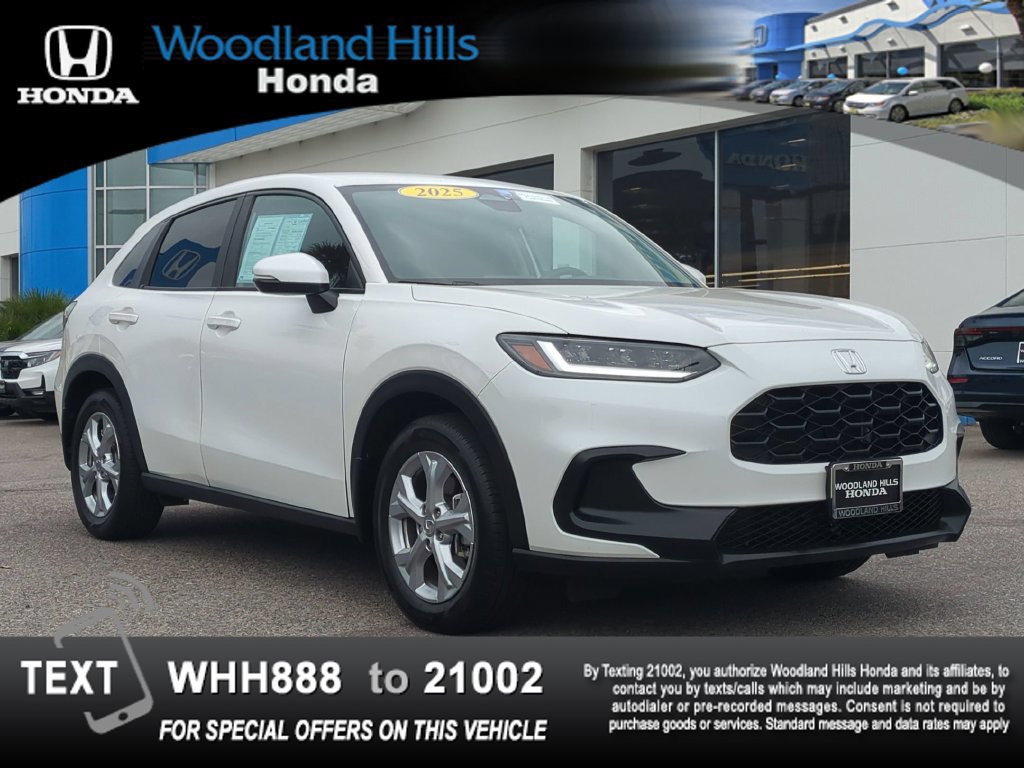 Certified 2025 Honda HR-V LX image 3