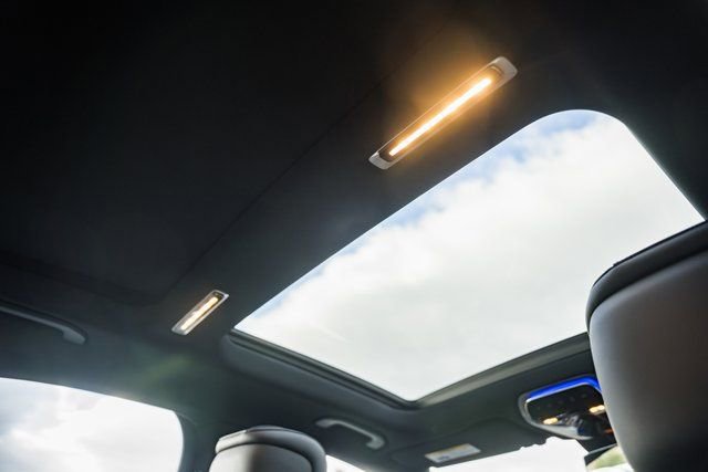 New 2026 Mercedes-Benz S 580 4MATIC Sedan image 32