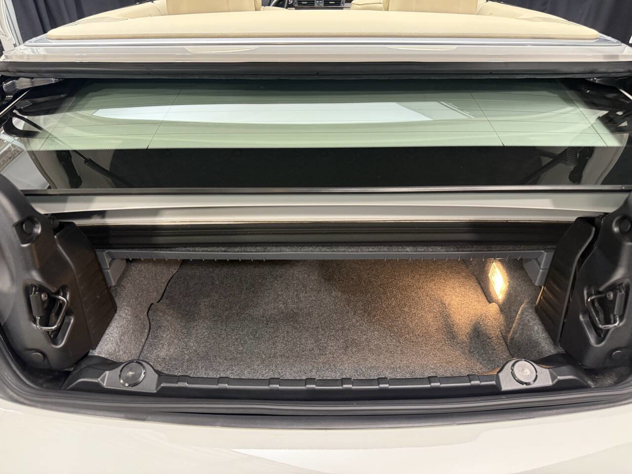 Used 2011 BMW 328i Convertible image 29