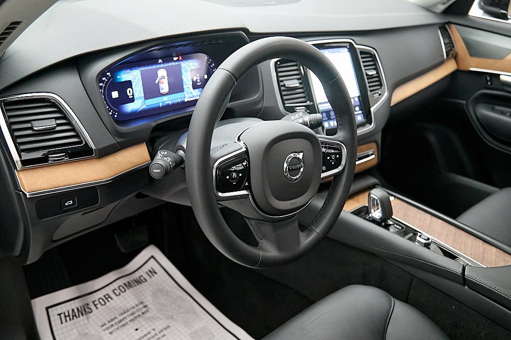 Certified 2024 Volvo XC90 B6 Plus w/ Protection Package Premier AWD/4WD image 15