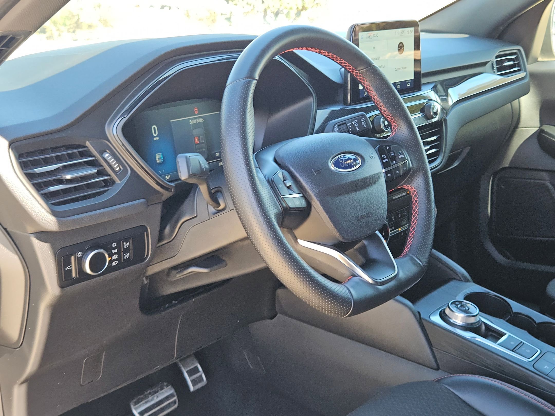 Used 2024 Ford Escape ST-Line image 10