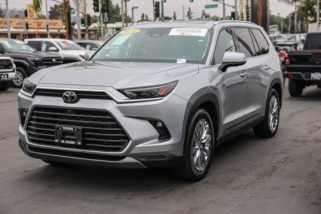 Certified 2024 Toyota Grand Highlander AWD image 22