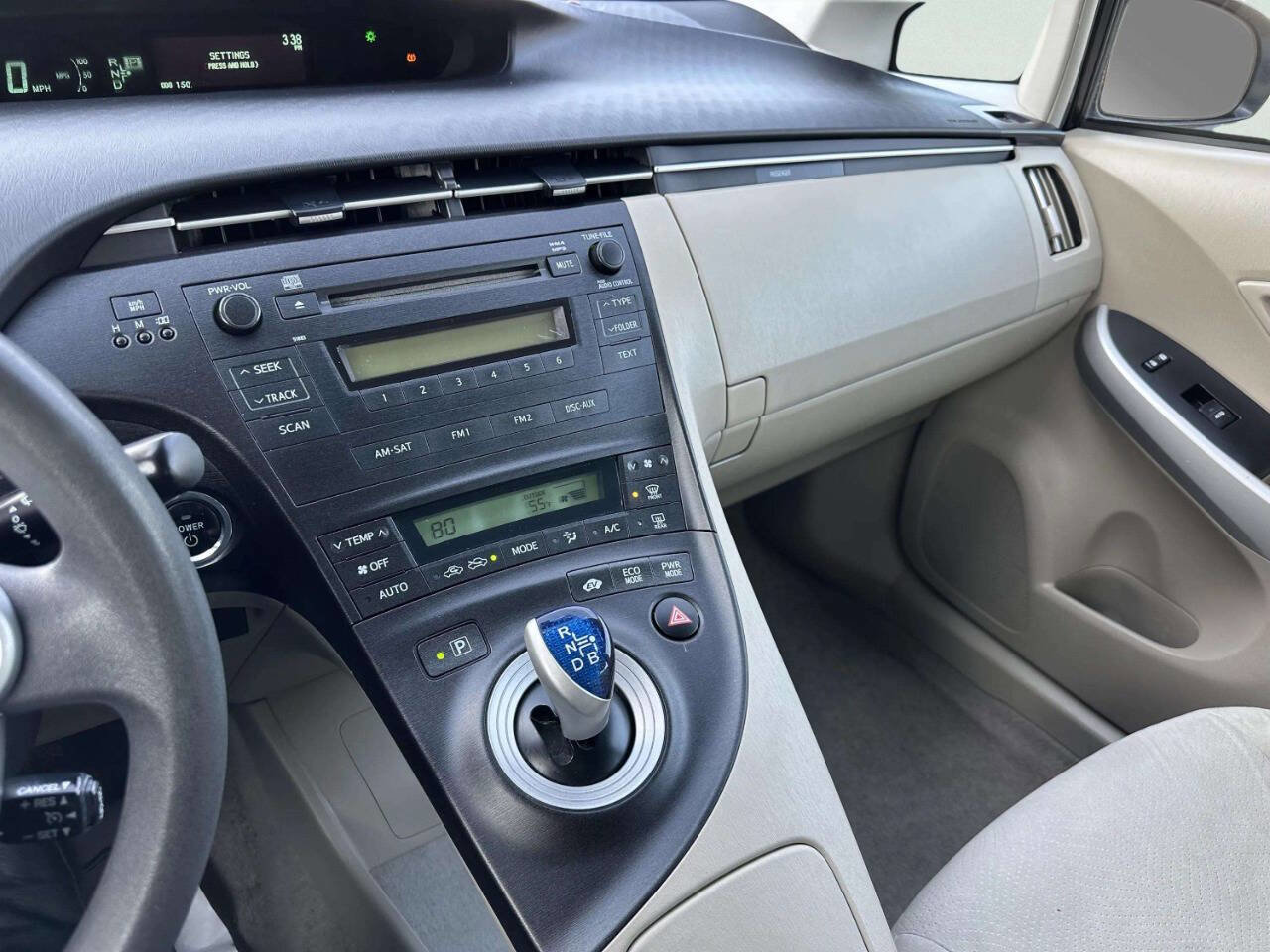 Used 2010 Toyota Prius II 4dr Hatchback image 28